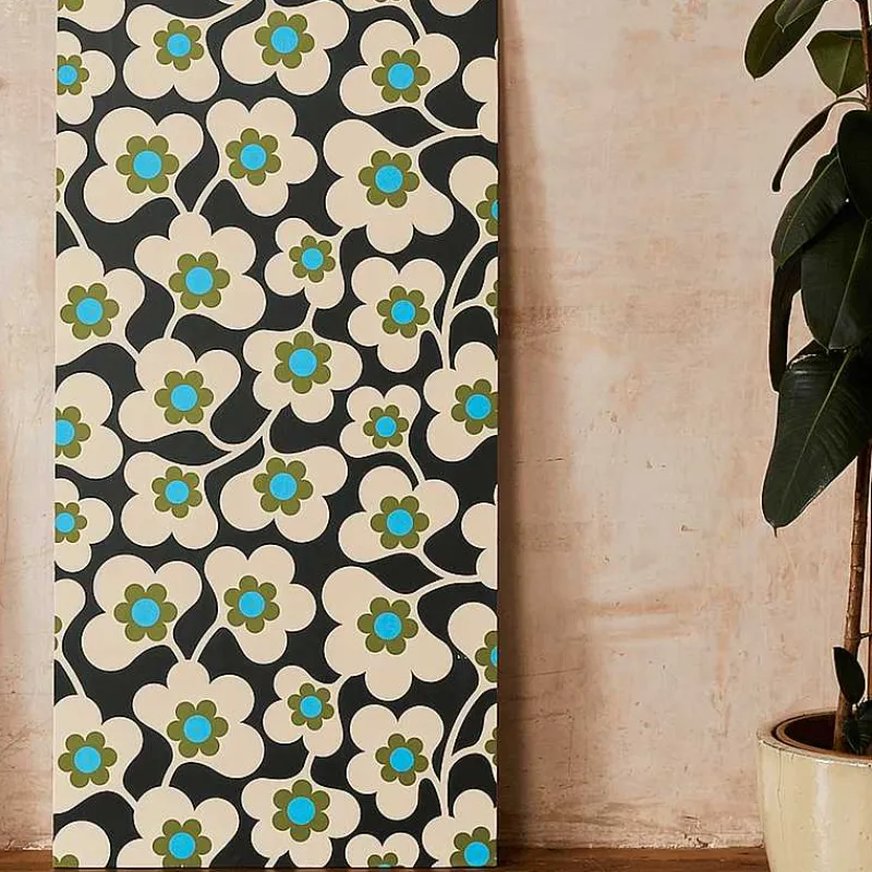 Orla Kiely Wallpaper-Japonica Wallpaper